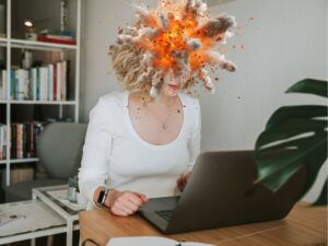 Kennst du Präkrastination? Es ist das Gegenteil von Prokrastination und bedeutet alles sofort erledigen zu wollen. Warum das zum Problem werden kann und was du dagegen tun kannst, liest du hier.